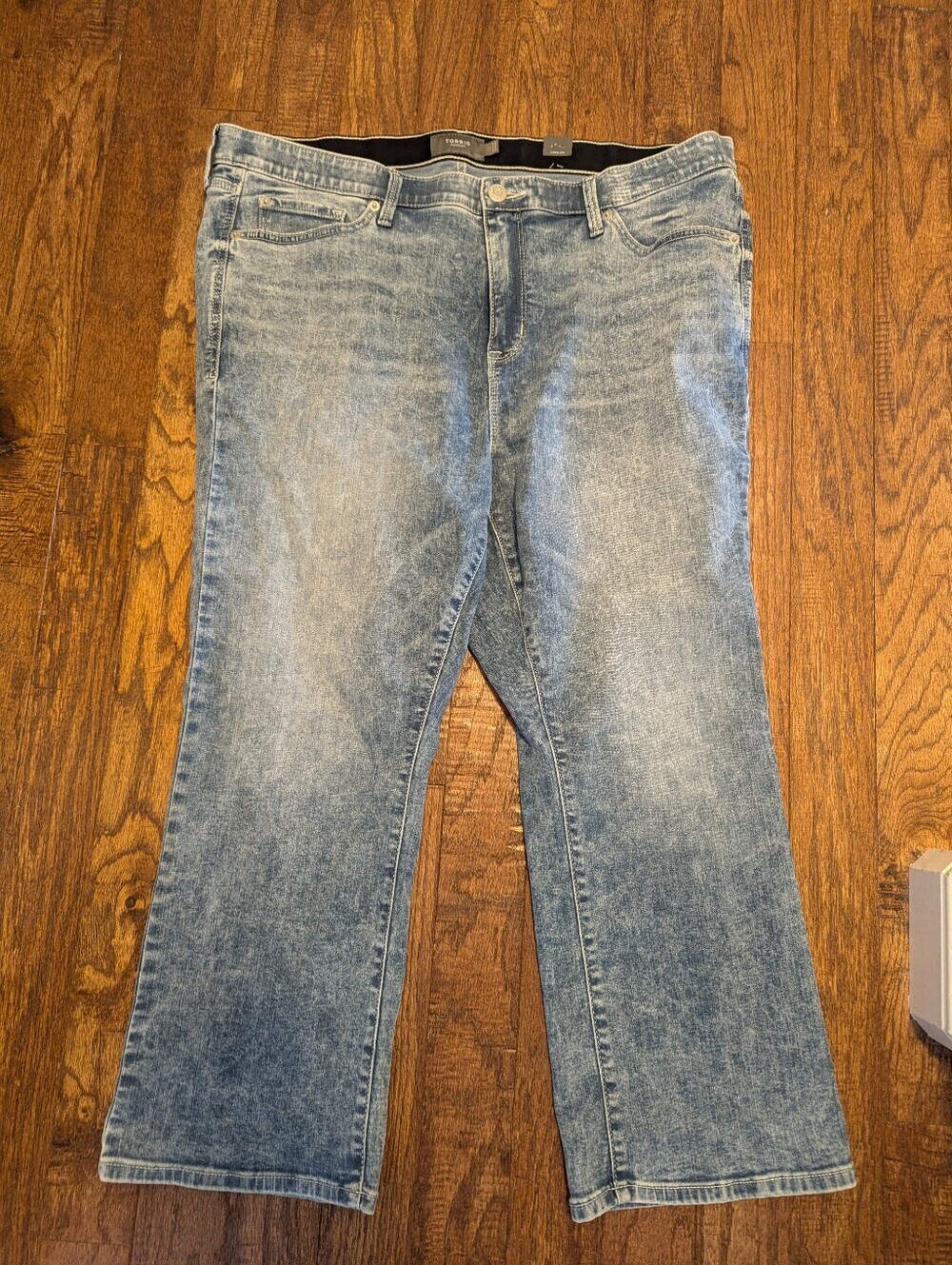 Torrid Jeans Stretch Straight short Light Acid Wash Fade Lightweight Size 20